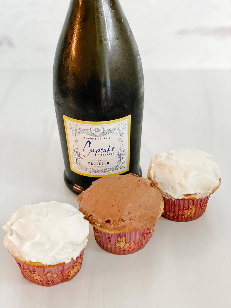 Bubbly cupcakes to celebrate National Cupcake Day