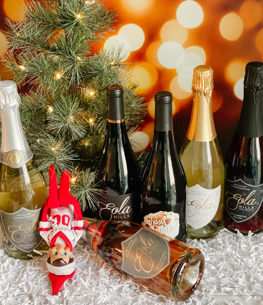 Very Bubbly Holiday Bundle with Eola Hills Pinot Noir and Sparkling wines.