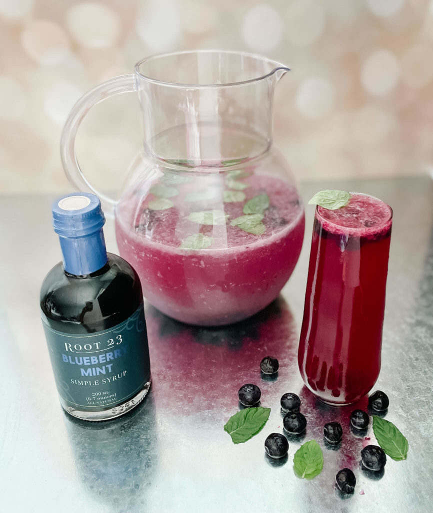 4th of July Treats perfect for a crowd.  This mocktail is delicious as is or as a cocktail.