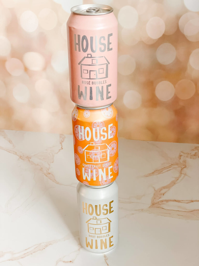 House Wine canned bubbly is perfect for any outdoor celebration. 