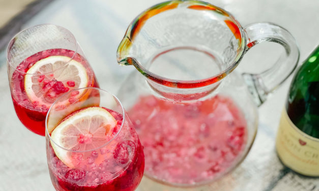 A Collection of Bubbly Lemonade Drinks Everyone Will Love