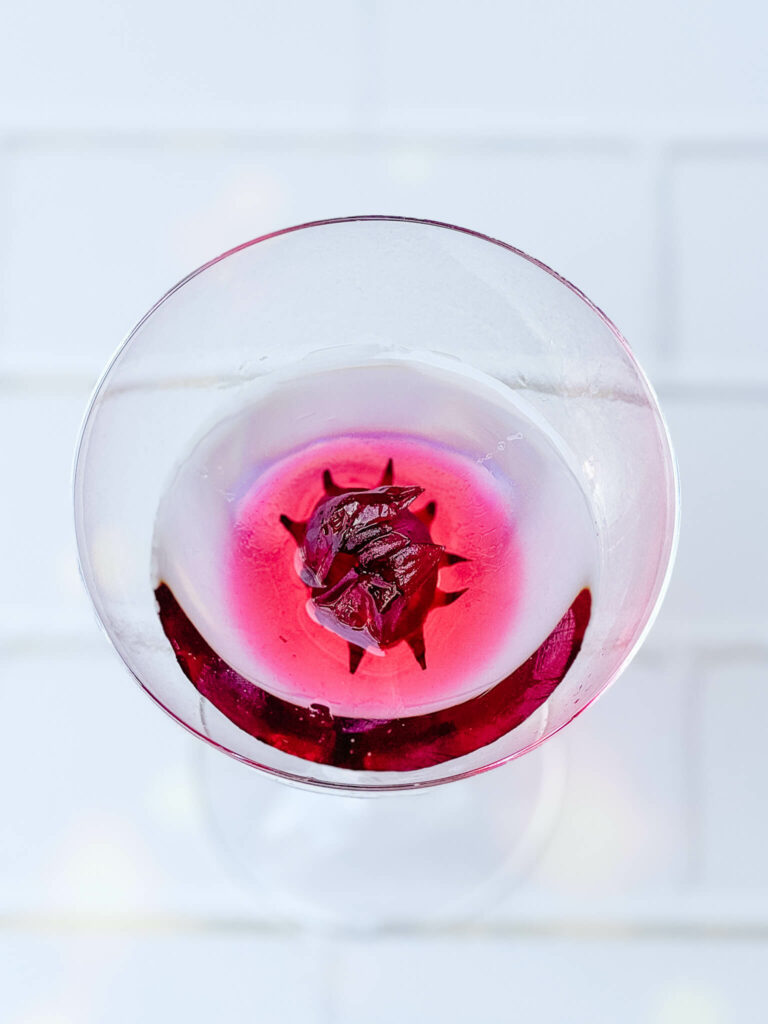 Hibiscus mimosa with vodka and hibiscus syrup
